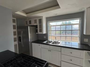 Main picture of 1301 Lucas St