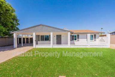 Main picture of 2118 W Wood Dr