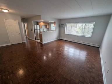 Main picture of 1621 Asmann Ave