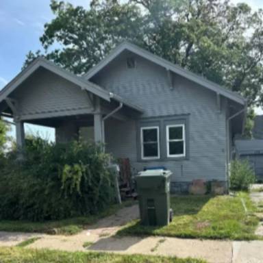 Main picture of 1136 N 23rd St
