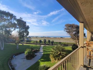 Main picture of 771 Reef Cir