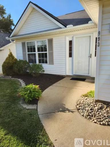 Main picture of 993 Ridgecrest Dr