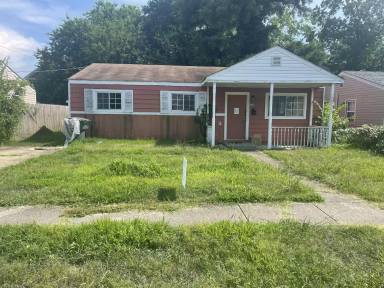 Main picture of 1315 W 41st St