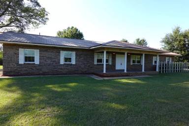 Main picture of 3781 Highway 231