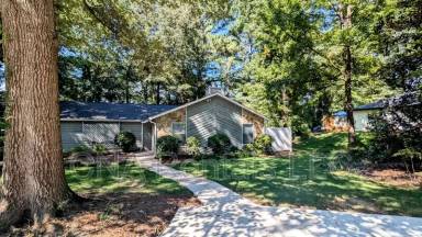 Main picture of 1050 Mathews Ct SE
