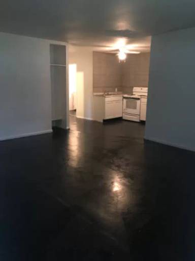 Main picture of 129 Hilltop Cir