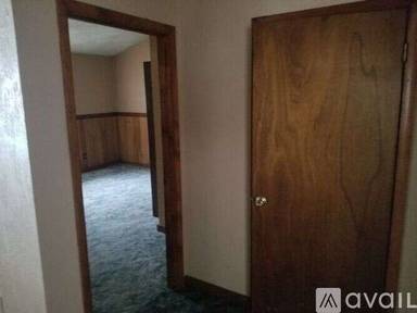 Main picture of 2643 Narrows Br