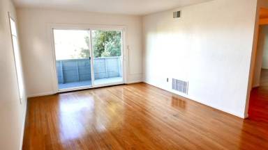 Main picture of 2657 Ivy Dr