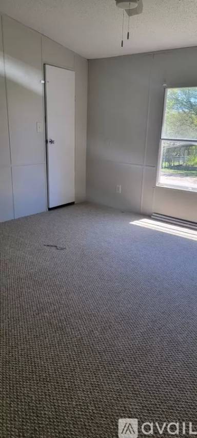Main picture of 13075 Harlow Ln
