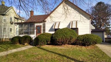 Main picture of 732 E Center St