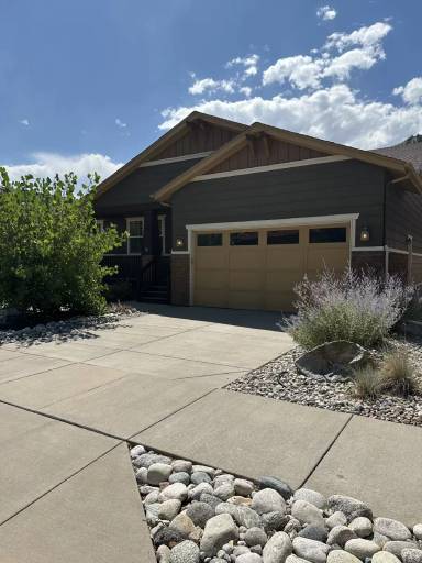 Main picture of 760 Joseph Cir