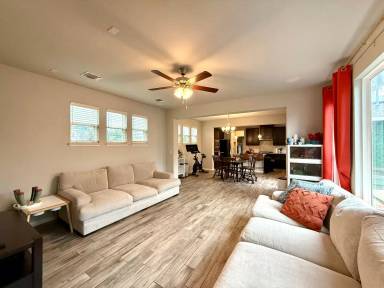 Main picture of 5308 Baythorne Dr