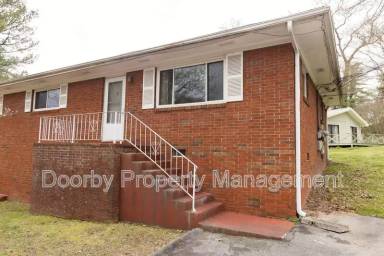 Main picture of 3003 Addison Rd