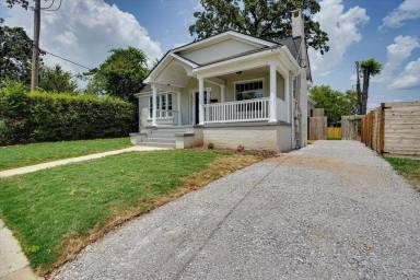 Main picture of 2113 Duncan Ave