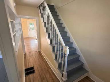 Main picture of 9 Gowen St
