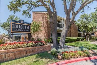 Main picture of Bristol Apartment Living