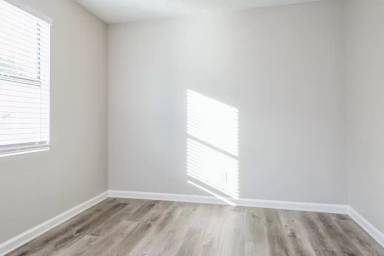 Main picture of 4000 Chimney Ridge Way