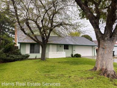 Main picture of 831 Dakota Ct