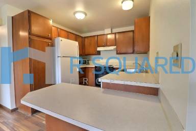Main picture of 323 2nd Ave S