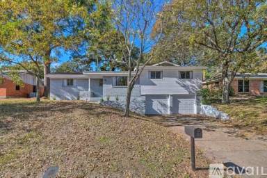 Main picture of 1109 Birch St