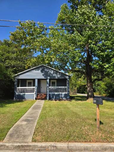 Main picture of 2109 Monroe Ave