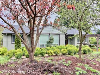 Main picture of 13320 3rd Ave NE