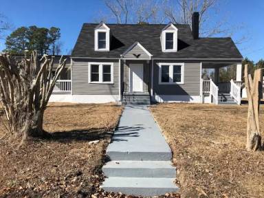 Main picture of 5583 Core Point Rd