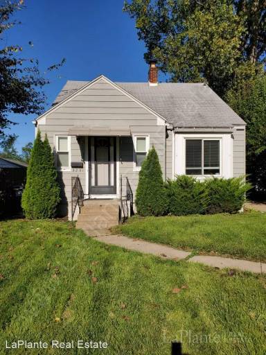 Main picture of 3231 Bellevue Rd