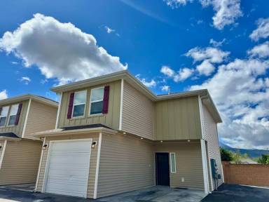 Main picture of 457 N 400 W