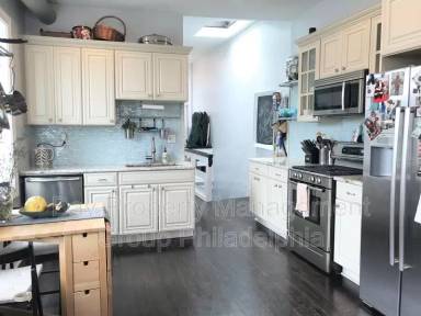 Main picture of 912 N 2nd St