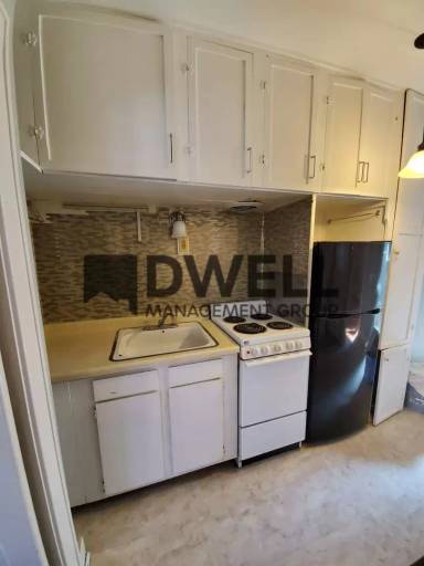 Main picture of 710 5th St SW