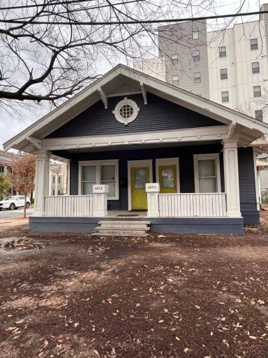 Main picture of 604 W 25th St