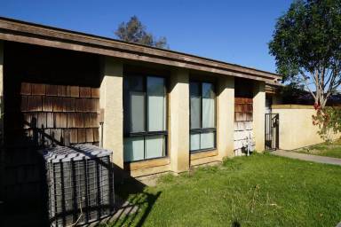 Main picture of 45546 Aladdin St