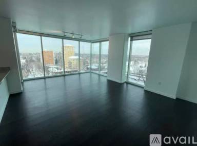 Main picture of 30 N Pearl St