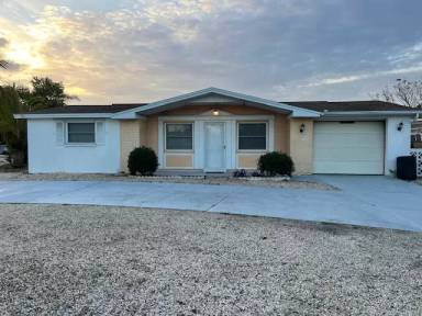 Main picture of 11631 Zircon Ln
