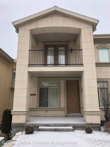 Main picture of 1006 - 1016 N 1030 W