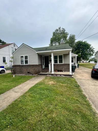 Main picture of 2400 Ballentine Blvd