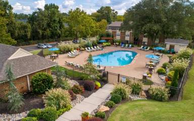 Main picture of Collins Crossing Apartments