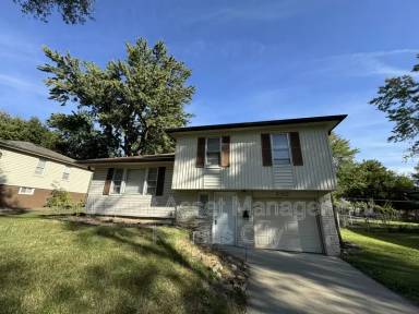 Main picture of 8502 E 109th Ter