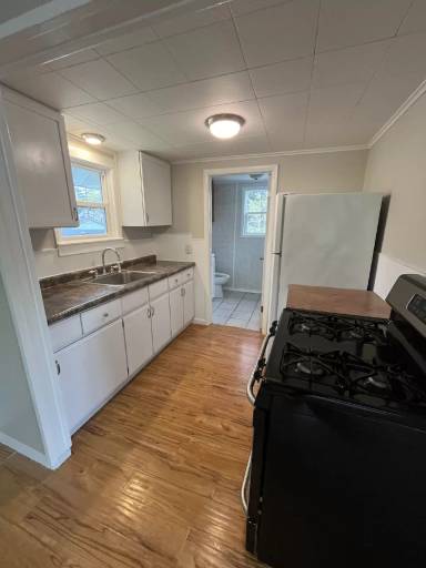 Main picture of 212 E Grant St