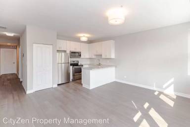 Main picture of 1554 W Hollywood Ave