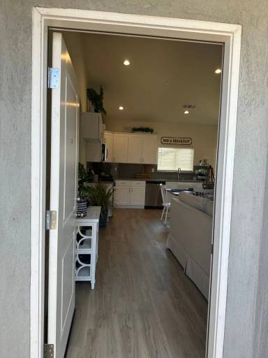 Main picture of 8523 Frankie Lou St
