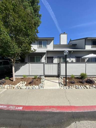 Main picture of 6334 Slippery Creek Ln