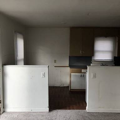 Main picture of 263 Spring St