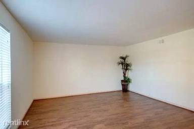 Main picture of Reserve at White Oak