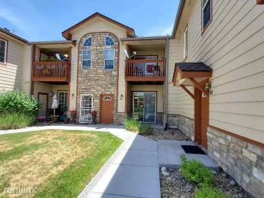 Main picture of 10381 Cook Way