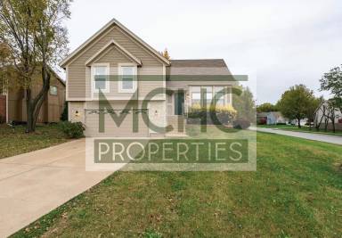 Main picture of 8304 W 150th St