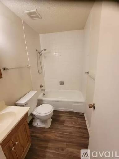 Main picture of 77 Blackburn Ln