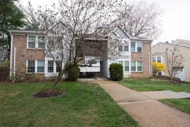 Main picture of 3402 Lakeside View Dr