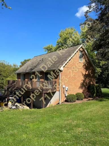 Main picture of 4786 Lewisberry Rd